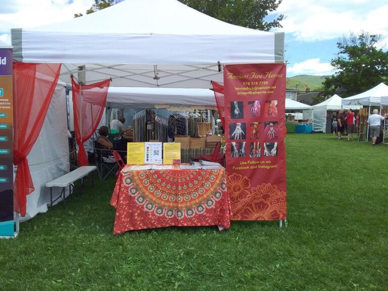 70cb6e4d0bcb AFHbooth 768x576