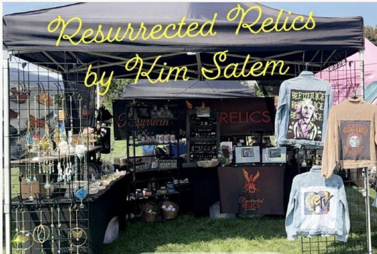 resurrected relics upcycled clothing jewelry apothecary haunted happenings salem ma display 1 768x518